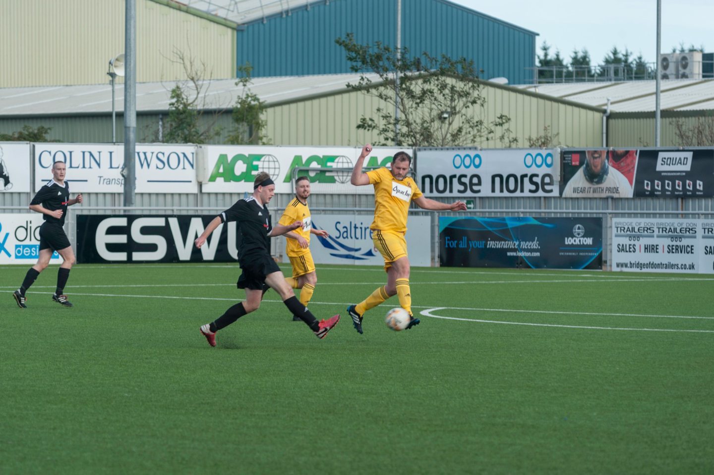 Do energy gels help you last longer on the football pitch?