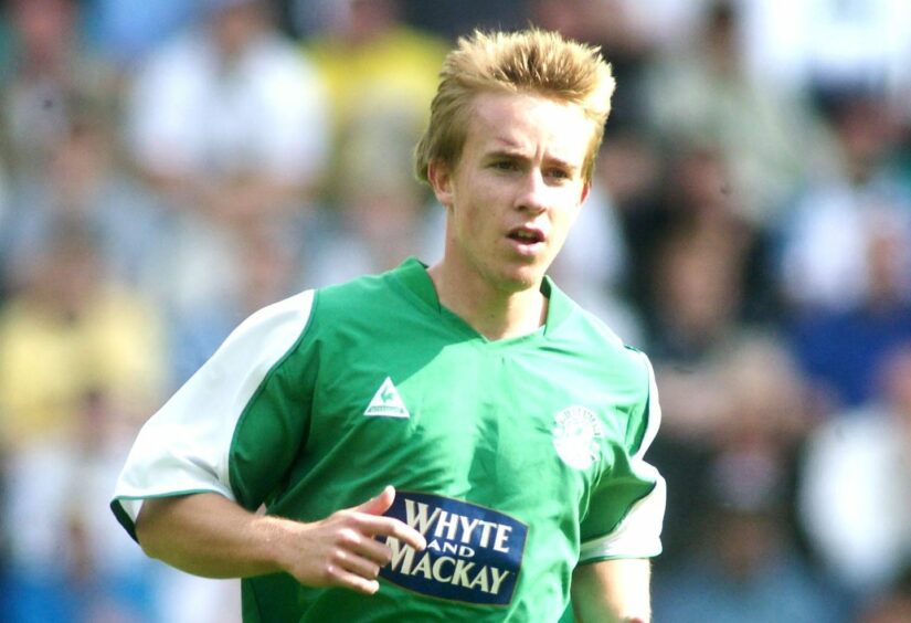 Kevin Nicoll playing for Hibs.