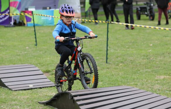 Six-year-old Lyall Lownie keeps his eye on track. Pic: Gareth Jennings/DCT Media.