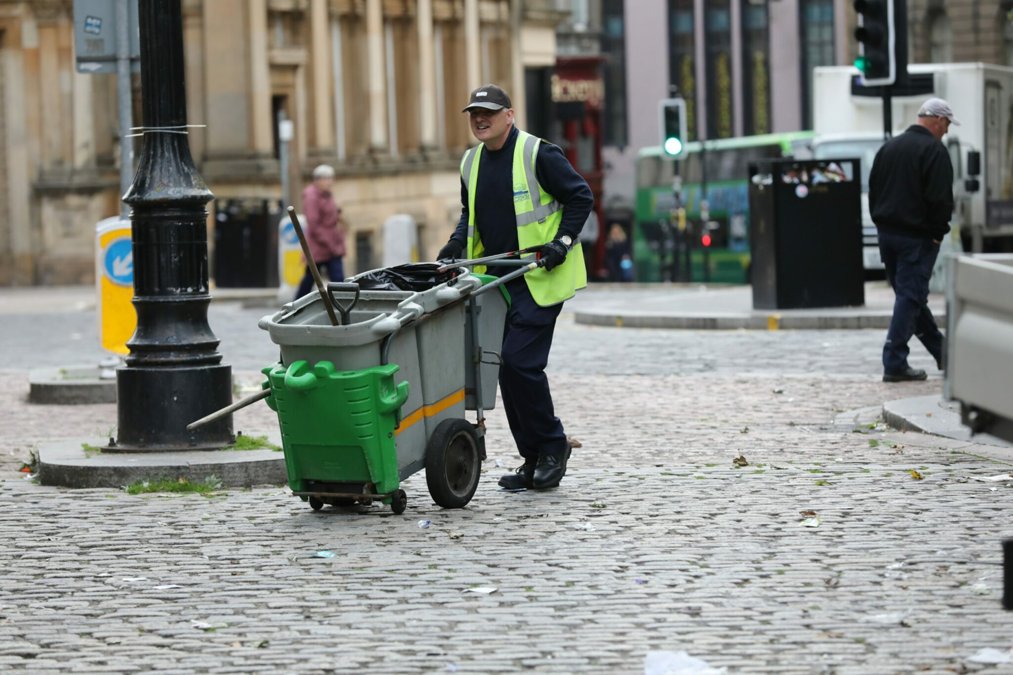 Dundee clearup begins after bin strikes what happens next?
