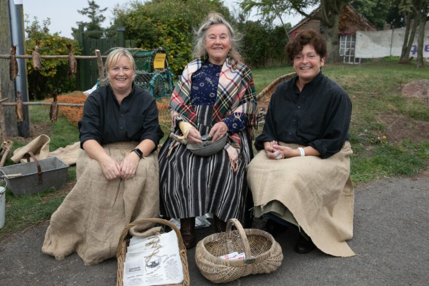Fishwives Tracy Cuthill, Margaret Horn and Lesley Coupar.