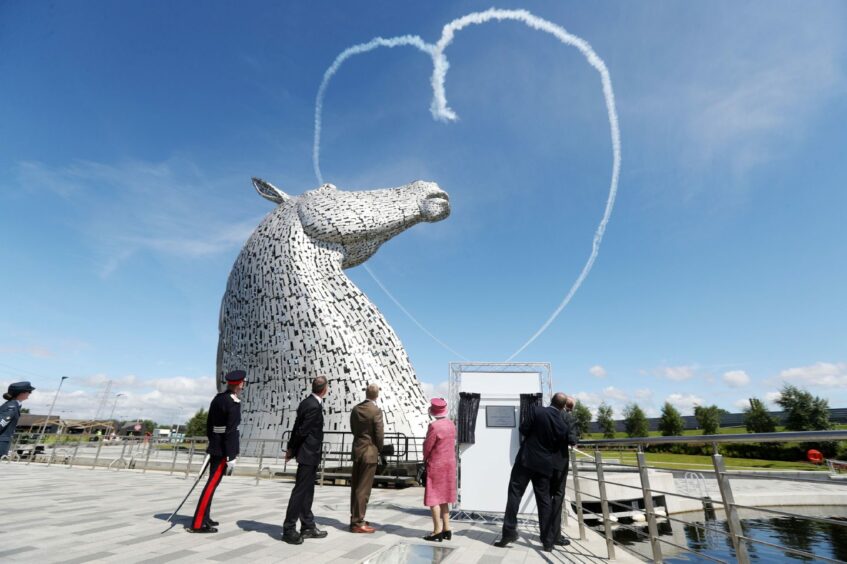 Queen at the Kelpies