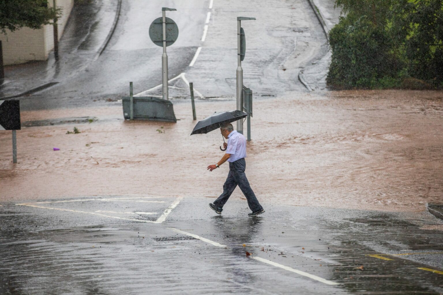 Pictures as severe flooding hits Perth