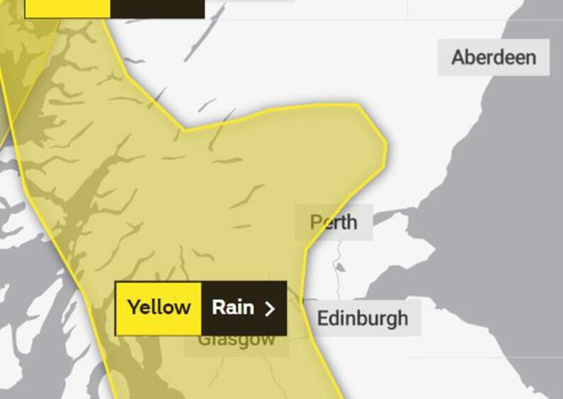 Yellow rain weather warning Angus Perth
