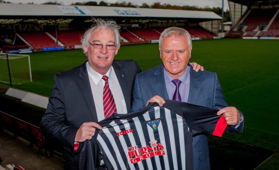 Jim Leishman with former Pars manager Jim Jeffries at East End Park, home of Dunfermline Athletic.