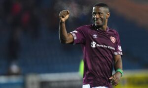 Dundee United hand trial to former Hearts star Arnaud Djoum