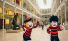 Minnie & Dennis visit the National Museum of Scotland