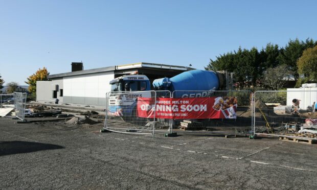 The new KFC branch is under construction. Image: Gareth Jennings/DC Thomson