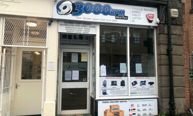 3000 RPM shop at West Port, Dundee has closed.
