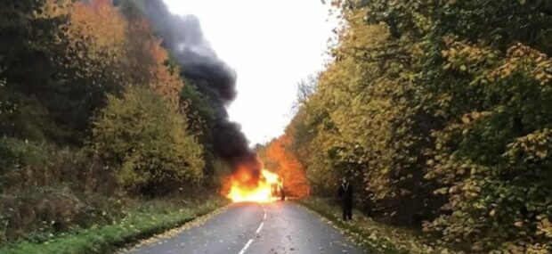 The B945 road in Fife has been blocked because of the vehicle fire. Image: Fife Jammer Locations.
