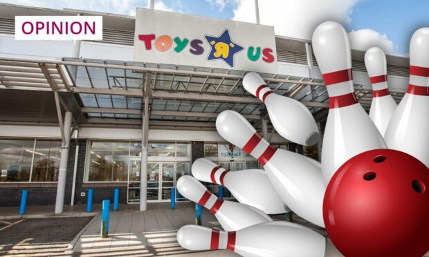 image shows the closes Toys R Us store in Dundee and some tenpins and a bowling ball.
