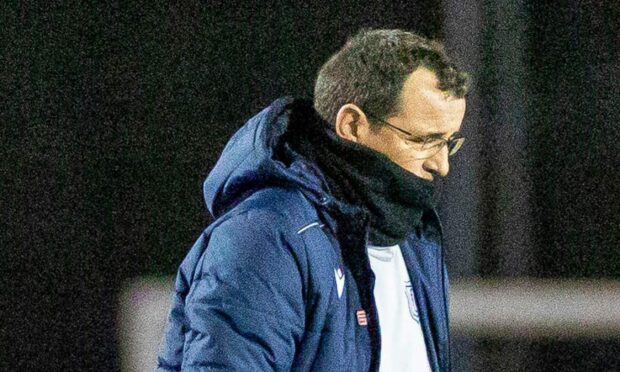 Dundee boss Gary Bowyer at Ochilview. (Image: SNS).