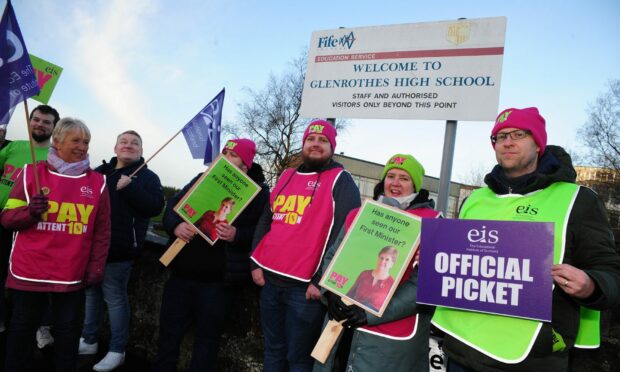 Pickets on the gate at Glenrothes High School.