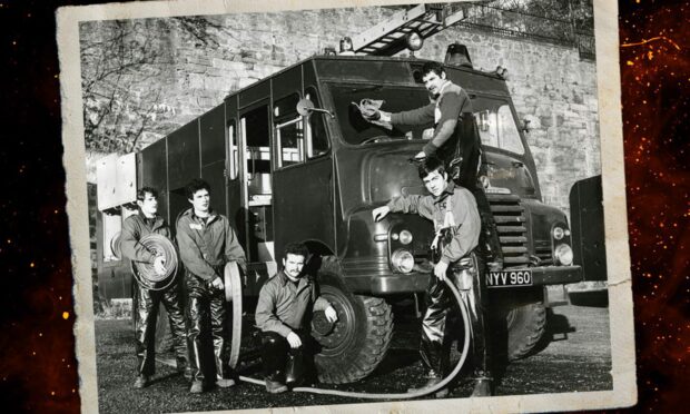 Some of the RAF firefighting team pictured in Dundee in November 1977 at their temporary HQ in Dundee's Parker Street. Image: DC Thomson.