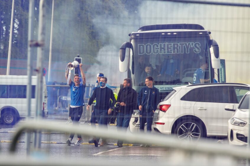 St Johnstone arrive at McDiarmid Park with the Scottish Cup