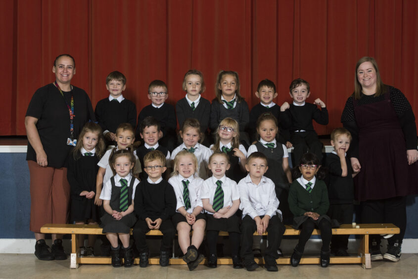 Rowantree Primary School, P1A with Mrs Peek and Miss Brown.