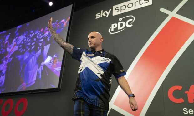 Alan Soutar faced Daryl Gurney. Image: PDC