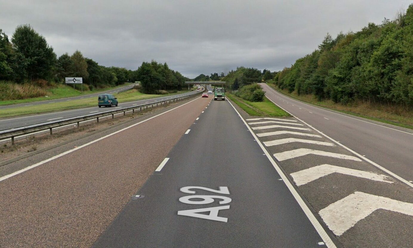Contraflow during weekend roadworks on A92 near Cowdenbeath - Vimarsana News