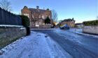 Icy pavements around Ancrum Primary School, Dundee during the recent cold spell in December. Image: David Nicoll, Local Democracy Service