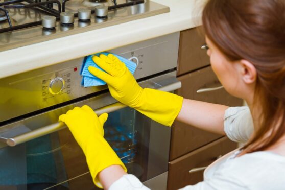 cleaning your machines like an oven can help you in maintaining your appliances