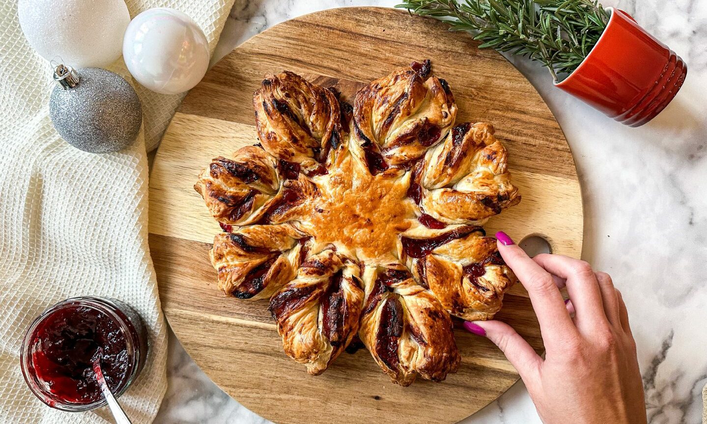 Midweek meal: Get festive with a brie and cranberry Christmas star - Vimarsana News