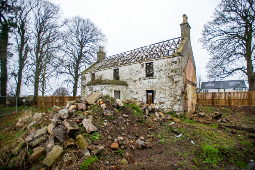The dilapidated farmhouse in Wormit. 