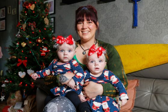 Fife mum Kirsten Nisbet is looking forward to her first Christmas with her seven-month old twins Dahlia and Jovie. Image: Kenny Smith/ DC Thomson