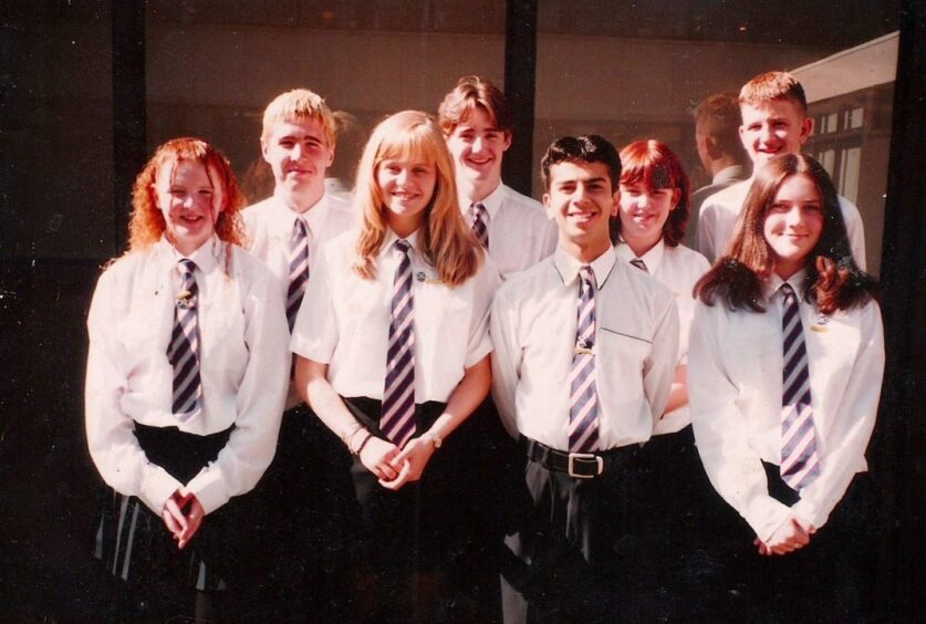 1990s school photo showing the writer Lindsay Bruce and classmates.