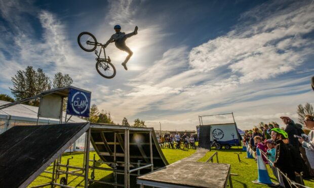 Fife Loves Cycling cycling festival takes place at Lochore Meadows and Fife Cycle Park. Danny Stewart from The Clan cycling stunt team is seen in action. Image: Steve MacDougall/DC Thomson