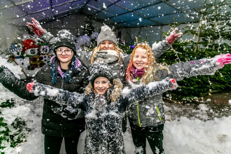 VIDEO Inside Santa's grotto at Fife's very own Lapland