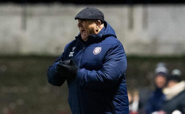 Arbroath manager Dick Campbell. Image: SNS.