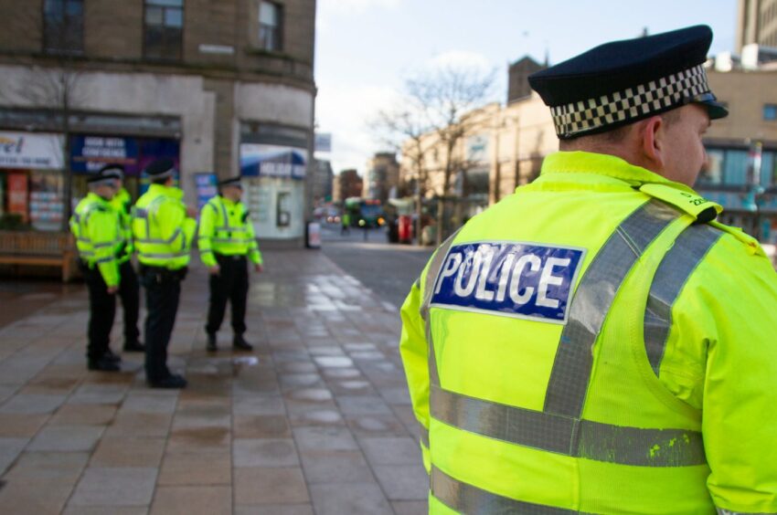 Police in Dundee city centre near the shops
