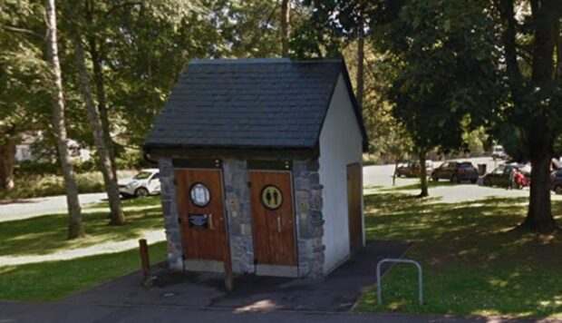 The public toilet at Taybridge Terrace next to Victoria Park, Aberfeldy. Image: Google.