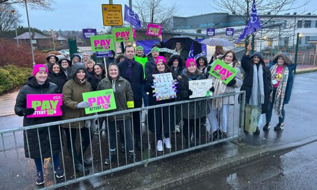 Primary teachers in Dundee, including at Rowantree primary (pictured), joined picket lines in national strike. Image: Supplied EIS.