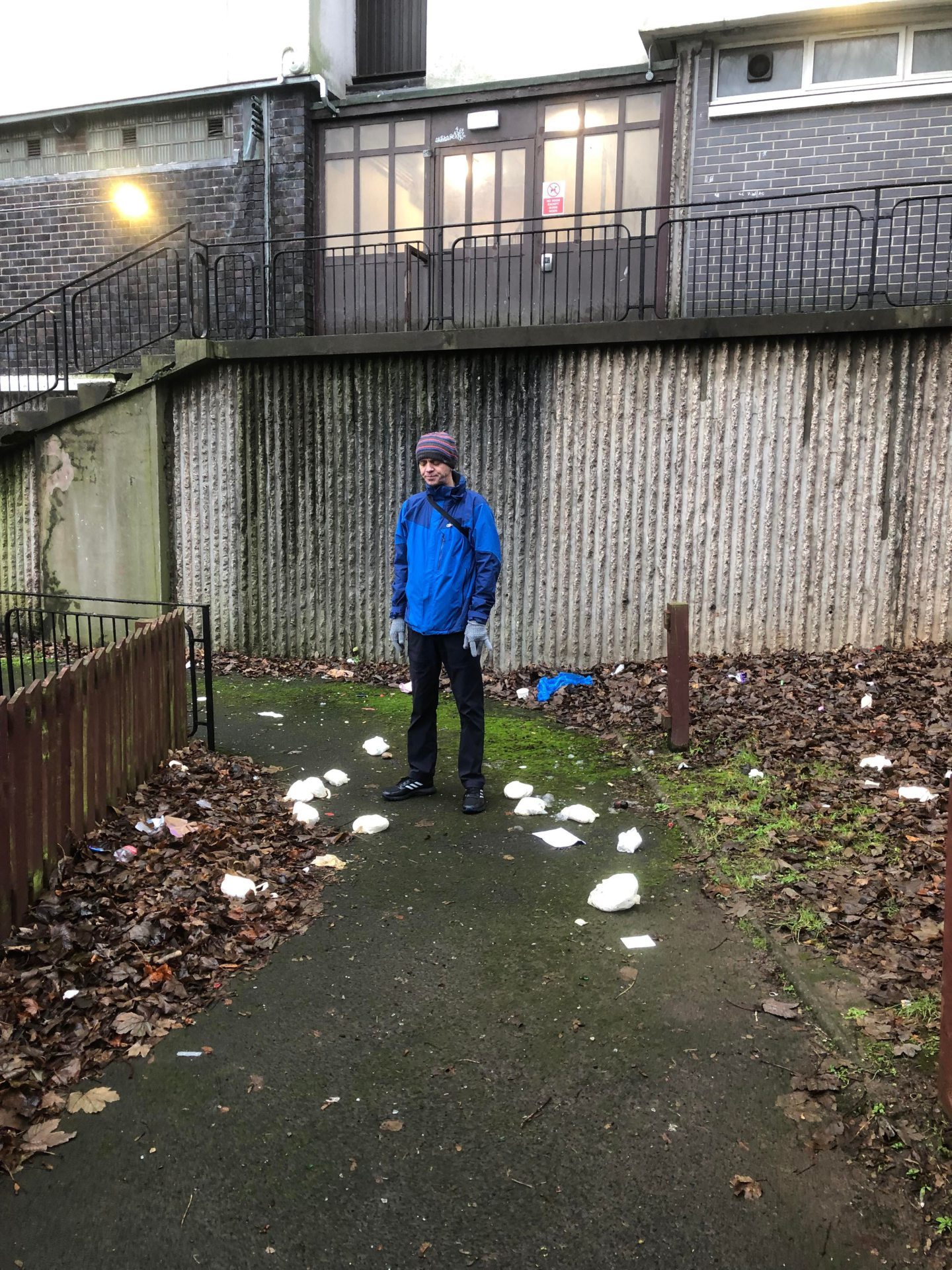 Hilltown Court resident accuses Dundee City Council of 'negligence'