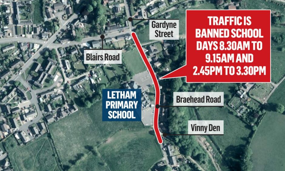 Part-time restrictions are now in place along Braehead Road, near Letham Primary.