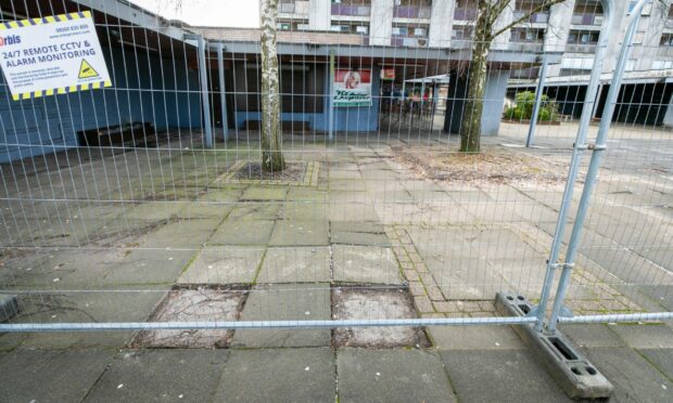 Glenwood shopping precinct where the slabs went missing. Image: Steve Brown/DC Thomson
