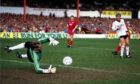 Billy Thomson thwarts Aberdeen in his time at Dundee United