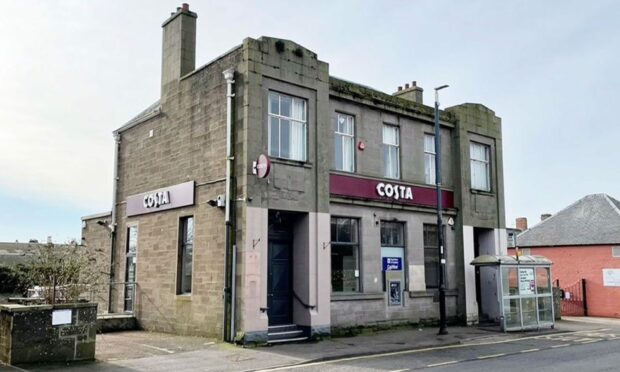 The former Costa in Carnoustie High Street. Image: Future Property Auctions.