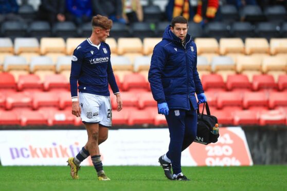 Dundee midfielder Ben Williamson limped off at Partick Thistle. Image: David Young/Shutterstock.