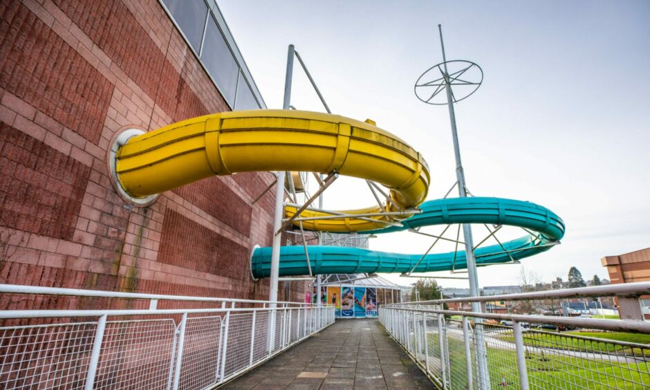 Perth Leisure Pool exterior with flumes 