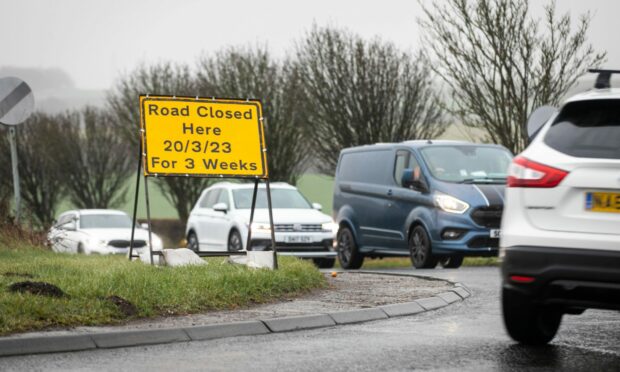 The B922 road linking Kinglassie to Cluny will be closed for ten days, not three weeks as stated on the signs. Image: Steve Brown/DC Thomson