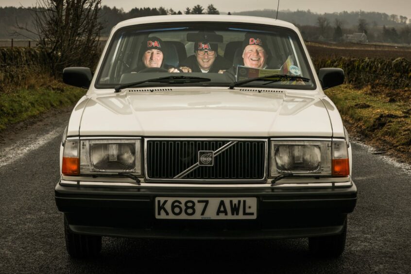 Angus pals Arctic Circle adventure in 30-year-old Volvo