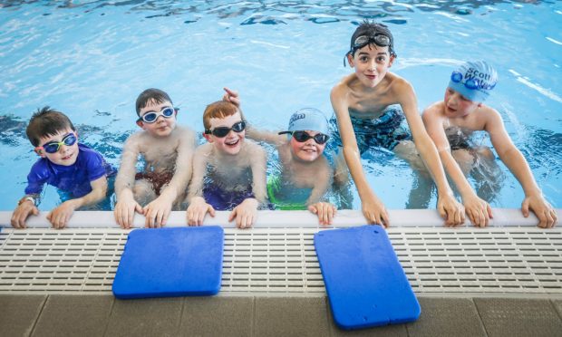 Some councillors want to introduce swimming lessons in Fife primary schools