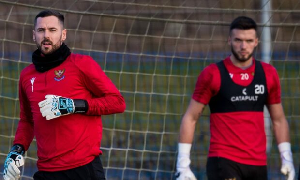 Remi Matthews has backed Ross Sinclair to be the St Johnstone number one.