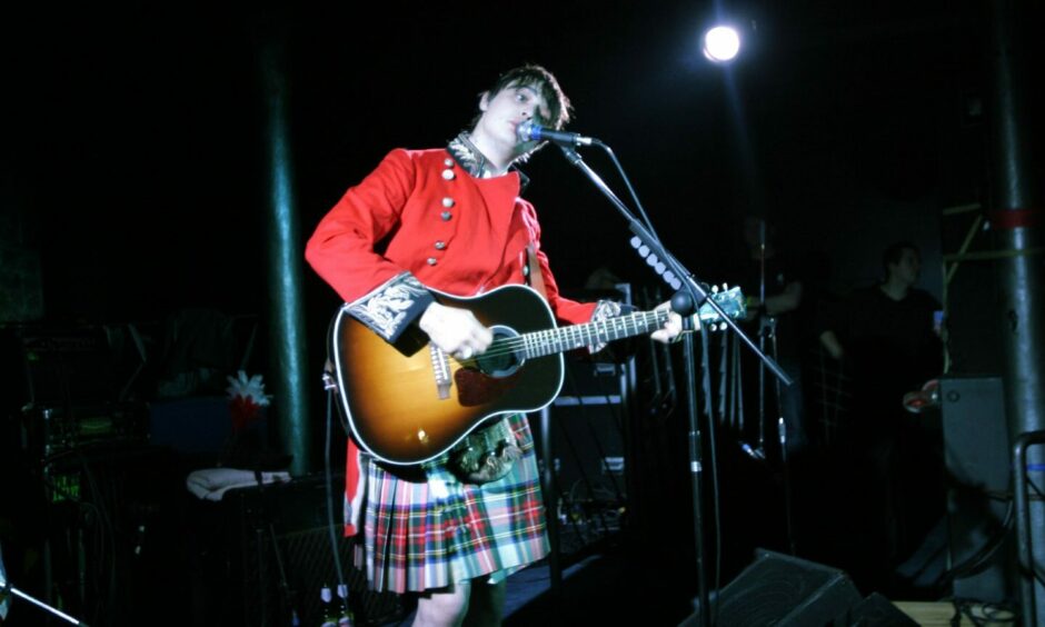 Pete Doherty has been a fixture on stage in Dundee since 2004. Image: DC Thomson.
