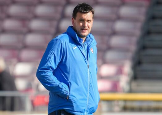 Riath Rovers manager Ian Murray hopes to have some inured players back soon. Image: SNS.