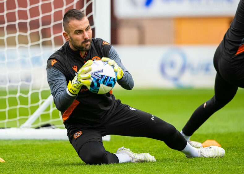Mark Birighitti during the Dundee United warm-up