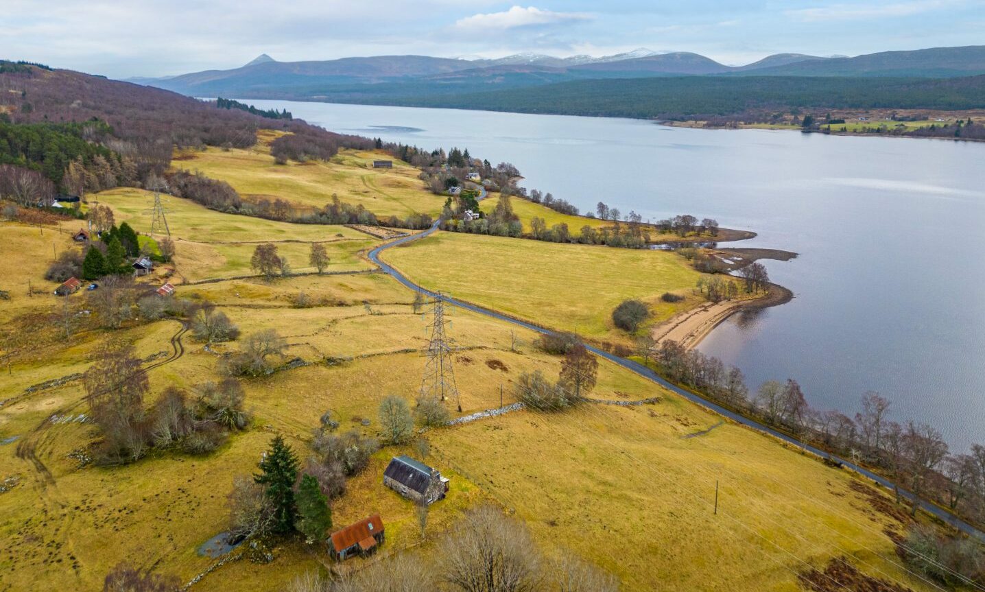 Beautiful £220k house on Loch Rannoch a superb project property