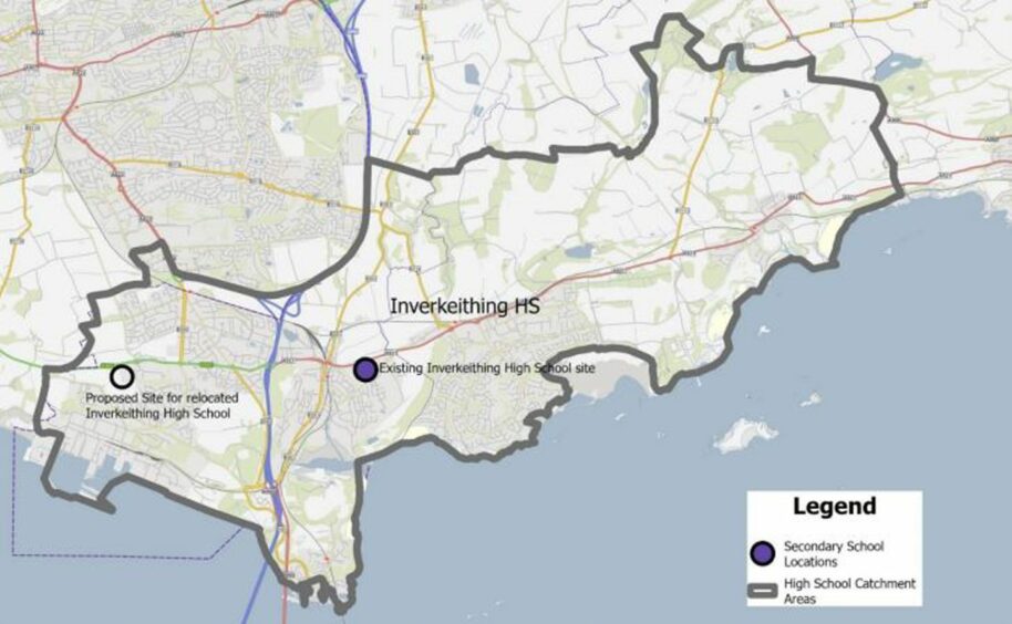 Map showing the site of the existing Inverkeithing High School and its proposed replacement in Rosyth.